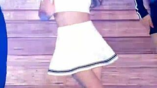 Red Velvet Wendy Shines in Power Up Fancam 180830