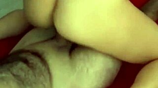 Watch Speedyfuckers cum bounce on her beautiful face like Spidermans web?