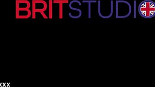 Curious British teen Lana Harding answers sexy questions in her AMA