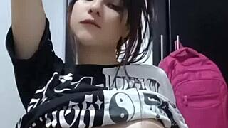 My hired masseuse ends up taking me in real homemade action