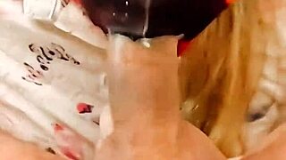 Latina Milf Gives Real Homemade Blowjob to Construction Worker