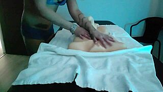 Massage Avec Emy Angel Involves Beautiful Masturbation