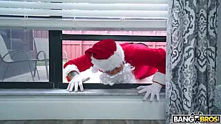 Kylie Quinn Gets Fucked By Boyfriend In Santa Costume