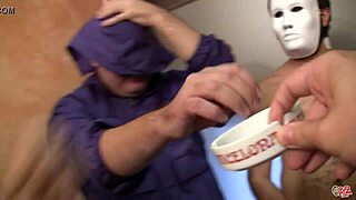 dos pibonazos mamando pollas y bebiendo lefa - leyre pajon 1er bukkake y sandra milka 2º bukkake