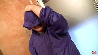 dos pibonazos mamando pollas y bebiendo lefa - leyre pajon 1er bukkake y sandra milka 2º bukkake