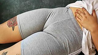 touching and worshipping a tight fat latina pussy in leggings