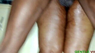 he fucks me doggystyle with hidden condom 💦