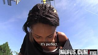 Intense Public Gym Pickup with Isabella Christyn