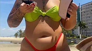 casada, you're flashing on the beach!