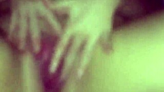 Sej เล่นหีเด็ดในเซสชั่นสาวใหญ่ช่วยตัวเองฉีดน้ำแตก