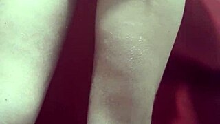 safada a�ucarada abrindo o rabo, petite shaved pussy masturbation solo