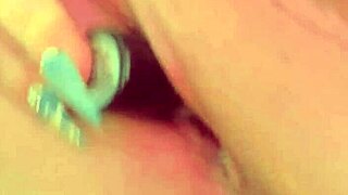 horny fuckmeat playing with toys solo