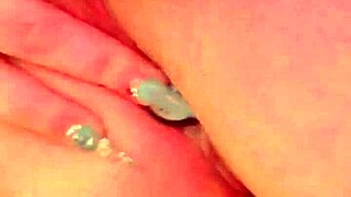 horny fuckmeat playing with toys solo