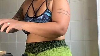 Casada Records Cooking Videos To Flash Swollen Pussy