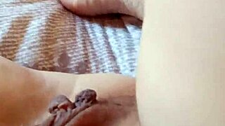 Gretala dances with her pussy in a homemade video.