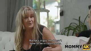 Mommy4K, Schau dir das an! Mommy liebt Fremdgehen mit reifer europäischer Verführung in Strümpfen