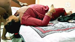 Indian Desi Bhabhi Slams Hard with Gym Boys!