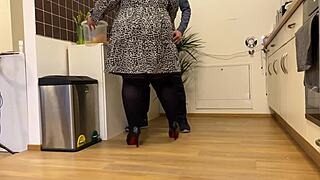 gorgeous mother in law sucks cock in pantyhose and stockings