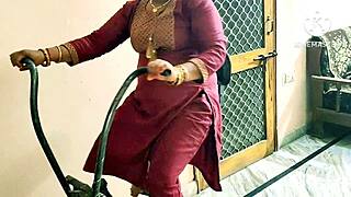 Indian Desi Bhabhi Slams Hard with Gym Boys!