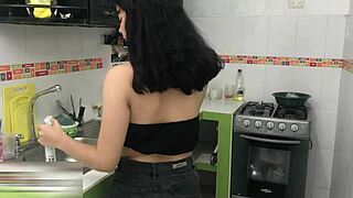 Hermanastra Cachonda Desea Con Ansias La Polla De Su Hermanastro