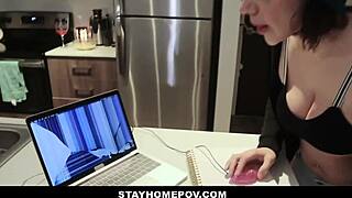 Pranking & fucking my fat ass step sister during quarrantine, hardcore taboo sex with bubble butt