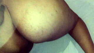 Esa Gordita Dominicana Le Encanta El Oral En Su Gran Clítoris!