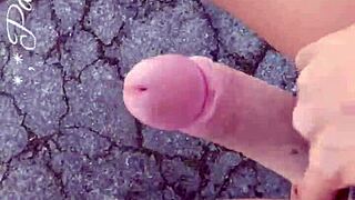 I am paloma veiga with my 22cm cock ready to make you hard