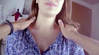 milking those big milky tits from mature amateurs 😍