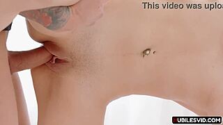 Petite ballerina emma rosie and sawyer cassidy fucked all right moves with deepthroat and kissing.