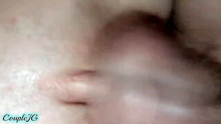 fucking my skinny wife and giving her a great creampie 😍