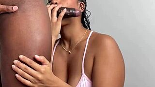 Cute Model Nysdel Gives Delicious Blowjob in Amateur Couple Black Scene