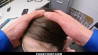 ตำรวจห้างไล่ล่าจับกุมโจรในห้องหลัง