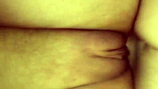 Hermanastra latina sabe como usar su boca en mi polla y su coño rosado perfecto