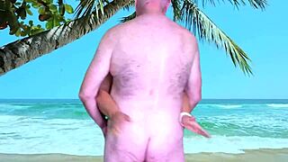 Wow, check this hot beach surprise with Agarabas and Olpr! 🔥