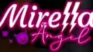 Funkeira calls young guy in her car and they hang out on the balcony