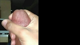 Jeg sædskud syv ganger solo med enorm svart monster kuk i hjemmelaget samling