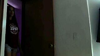 Triste Por Su Esposo Feliz Por La Verga Que Le Dimos