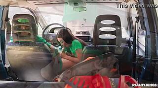 Boldly picking up the new squirting hire for intense outdoor fucking.