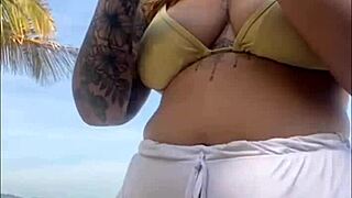 didn't notice my shorts marking my pussy on the beach