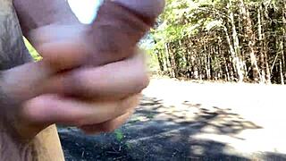 Clitlicker662 - Rå hjemmelavet action i skoven med sjusket udendørs sjov
