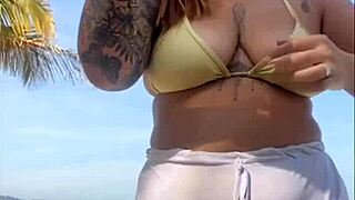 didn't notice my shorts marking my pussy on the beach