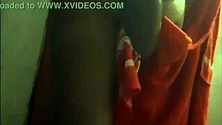 Chubby Ebony Amateur Shows Off Wet Pussy After Bath in Solo Scene