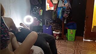 so, this latina craves a pizza guy to knead her big ass after baking.