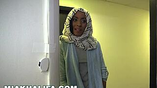 yo, mia khalifa teaches her muslim pal to suck cock! 🔥