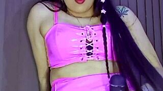 This 18-year-old girl masturbates for you, she's so sexy! 😍