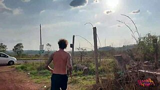 fomos pegos transando na cachoeira de férias com damiana