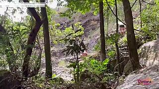 fomos pegos transando na cachoeira de férias com damiana