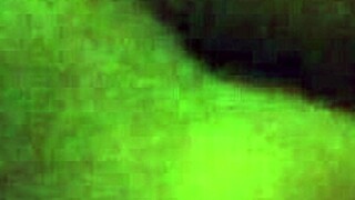 Lelaki Hitam Lancap Kontol Besar di Bilik Mandi, Pancut Keras