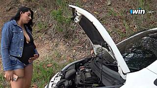 Latina Gets Help with Car Breakdown