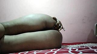 Beautiful Amateur Girl Masturbates While Watching Sexy Video on Her Mobile Phone